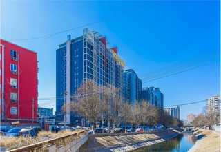 内江进口UC由色护肤品服务热线